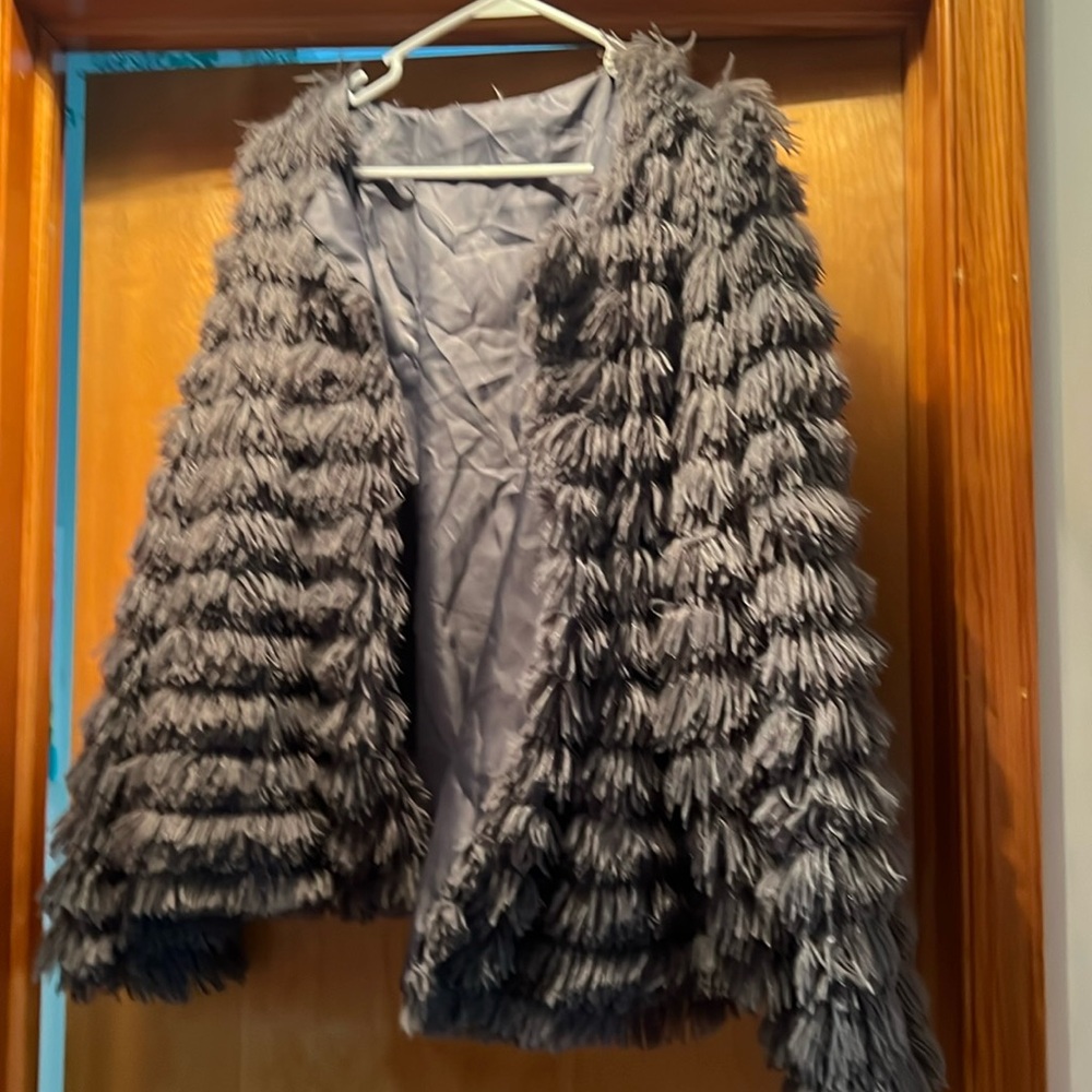 Fringe fluffy coat gray